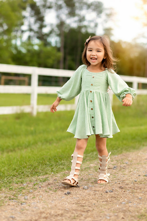 New Look Patterns Child's Dress, Top, Vest and Knit Leggings Size: A  (3-4-5-6-7-8), 6424