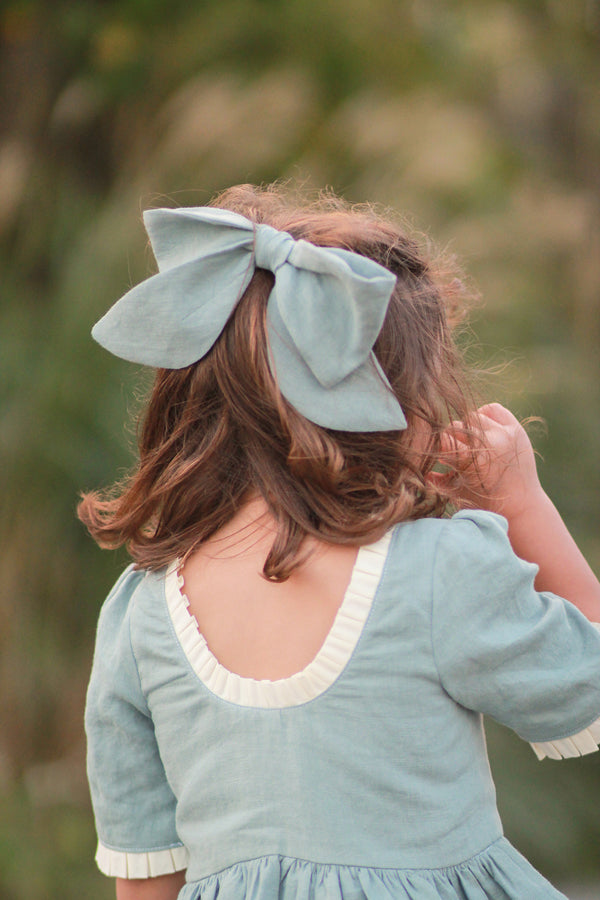 Valerie Vintage Bow