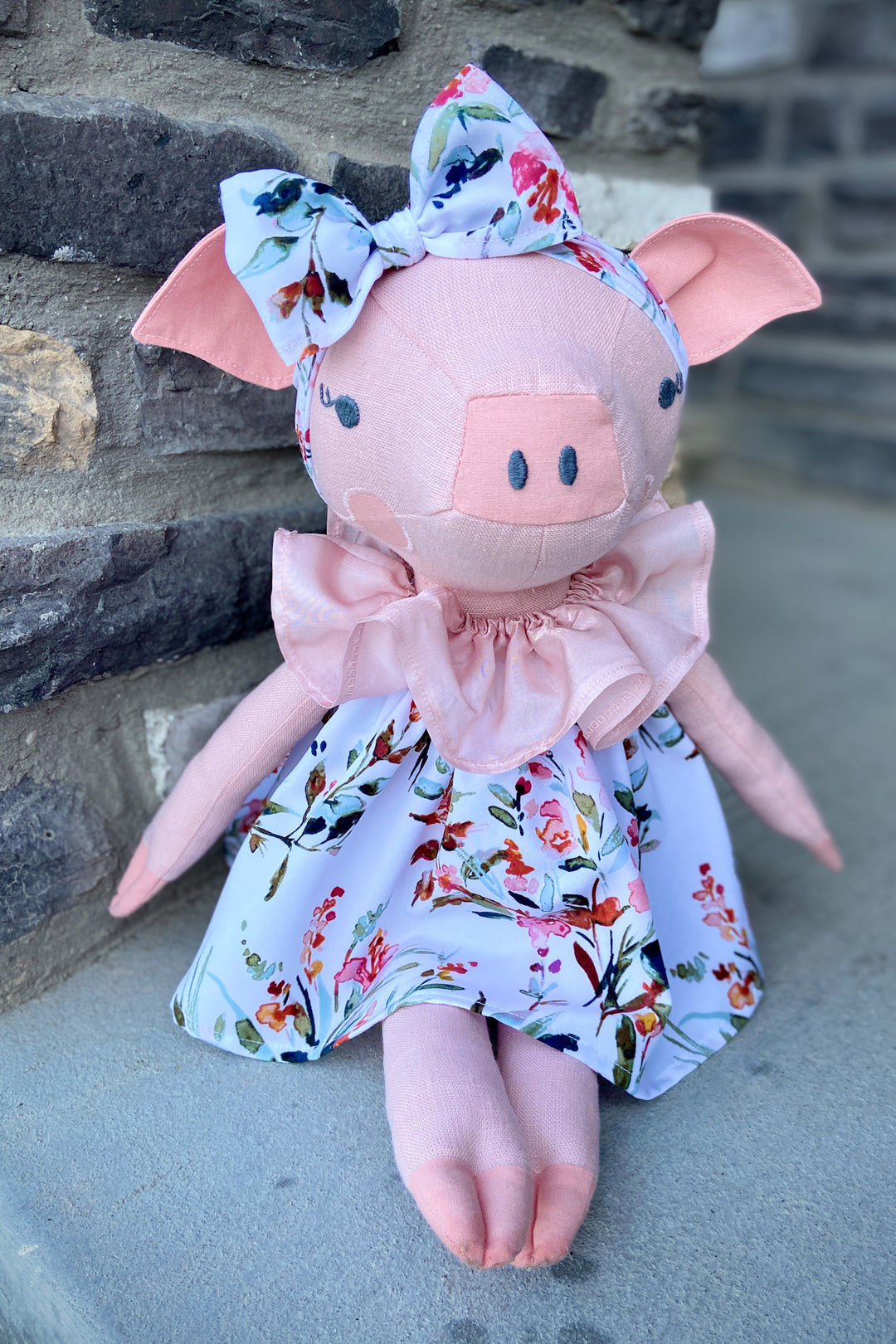 Paloma Pig 18" Stuffie Animal Pattern