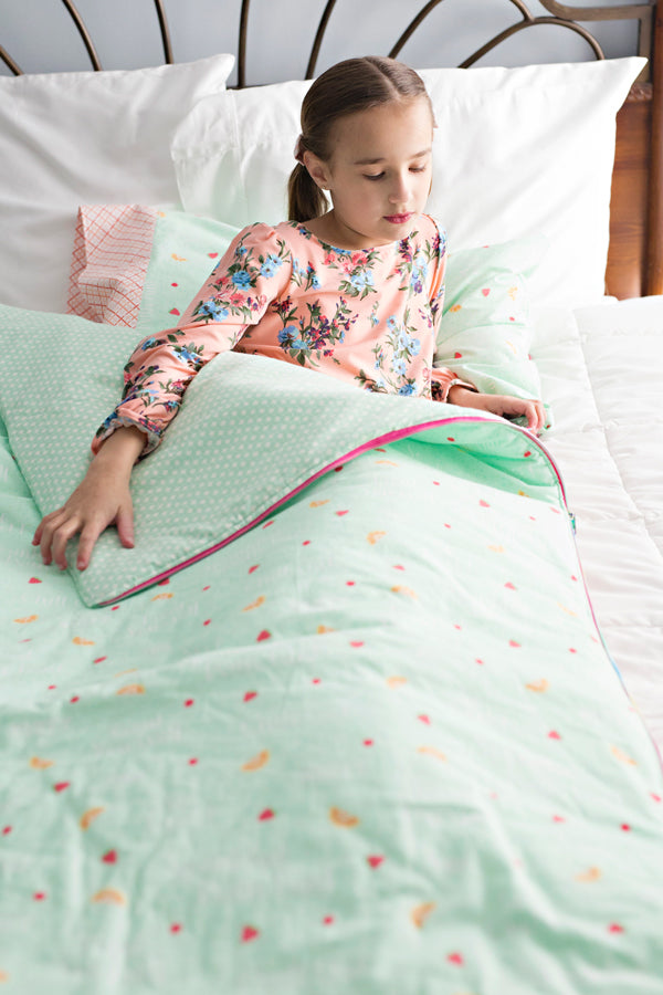 Claire Sleeping Bag & Pillowcase