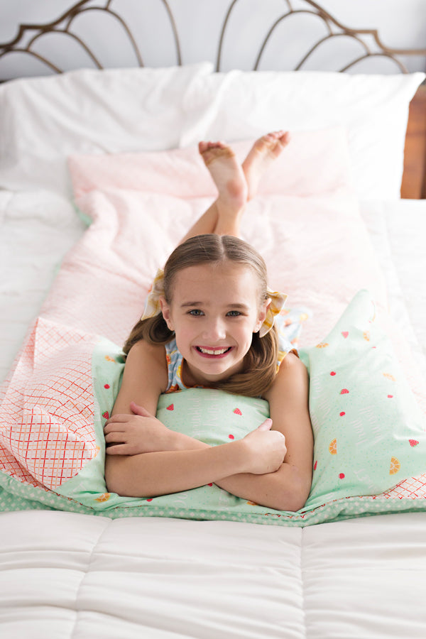 Claire Sleeping Bag & Pillowcase