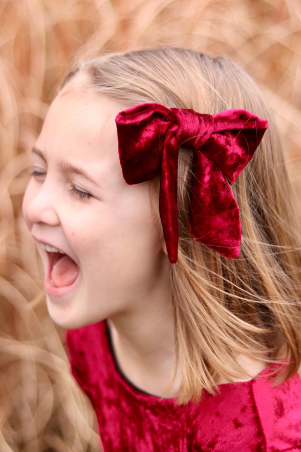 Valerie Vintage Bow