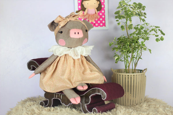 Paloma Pig 18" Stuffie Animal Pattern