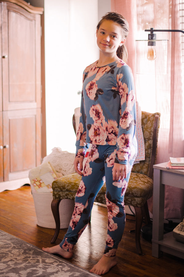 Delphine Tween Robe – Violette Field Threads
