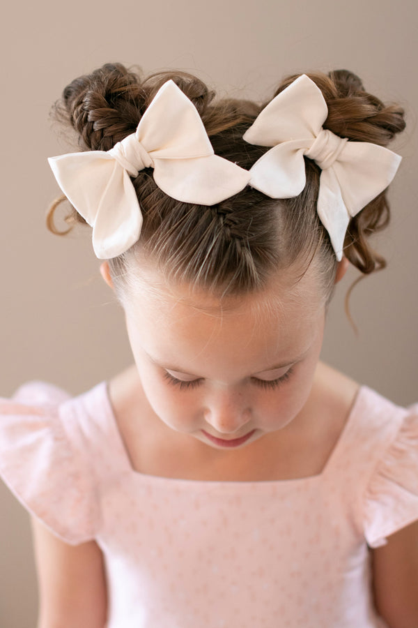 Valerie Vintage Bow