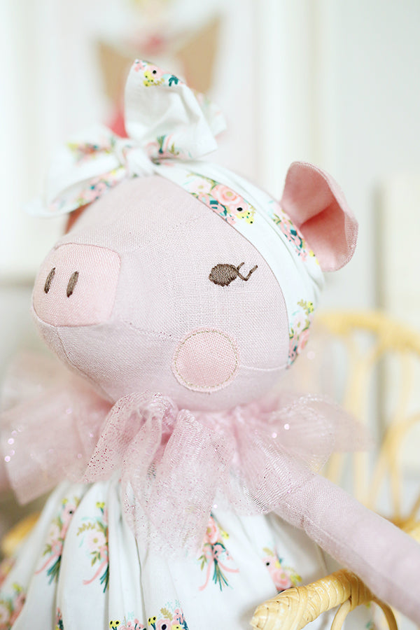 Paloma Pig 18" Stuffie Animal Pattern