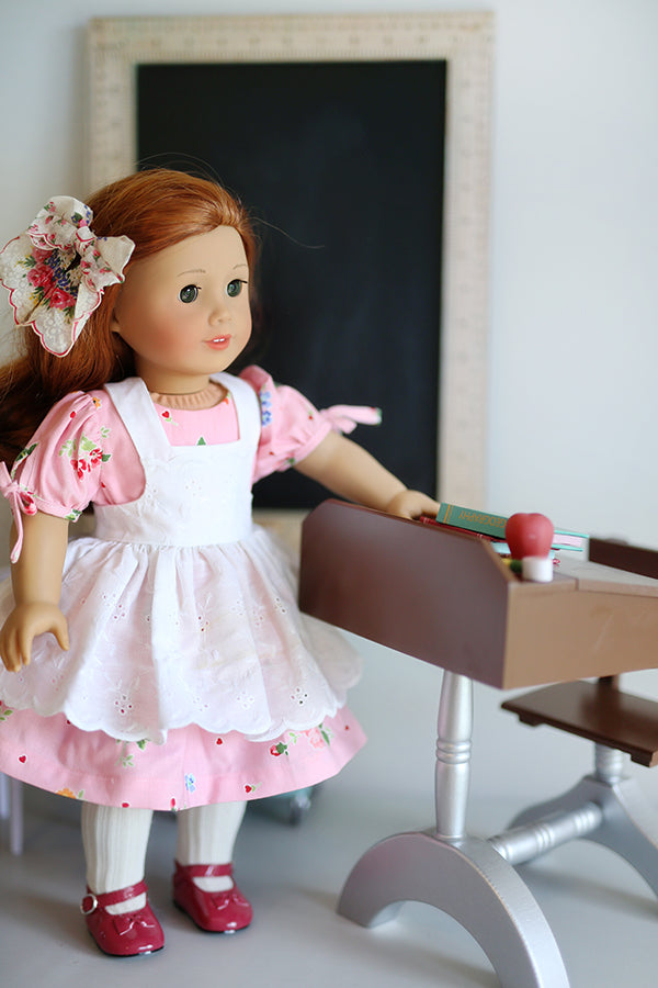 Vivi Doll Pinafore