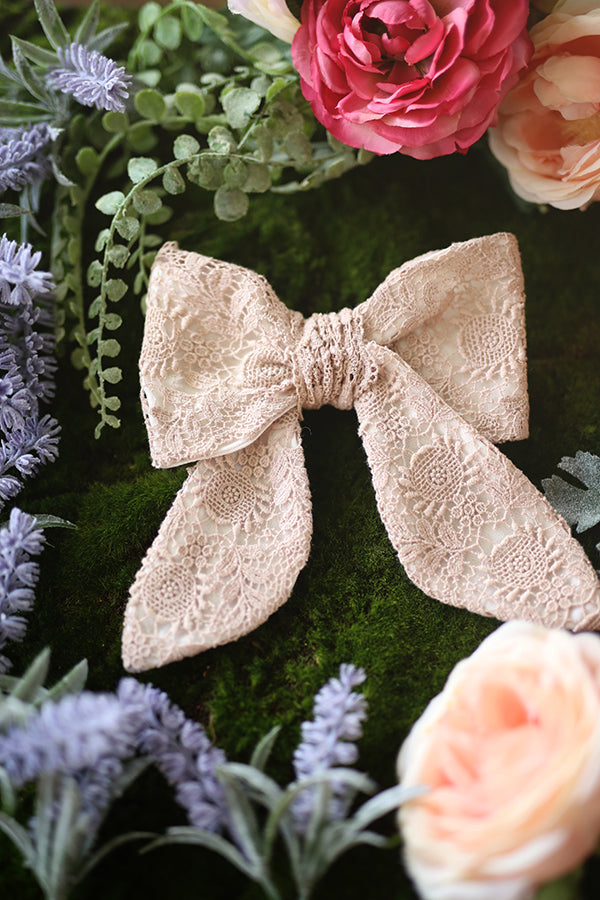 Valerie Vintage Bow