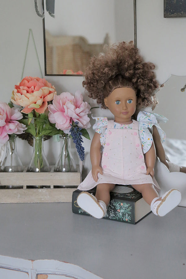 Kaylee, 18-inch Doll with Curly Hair