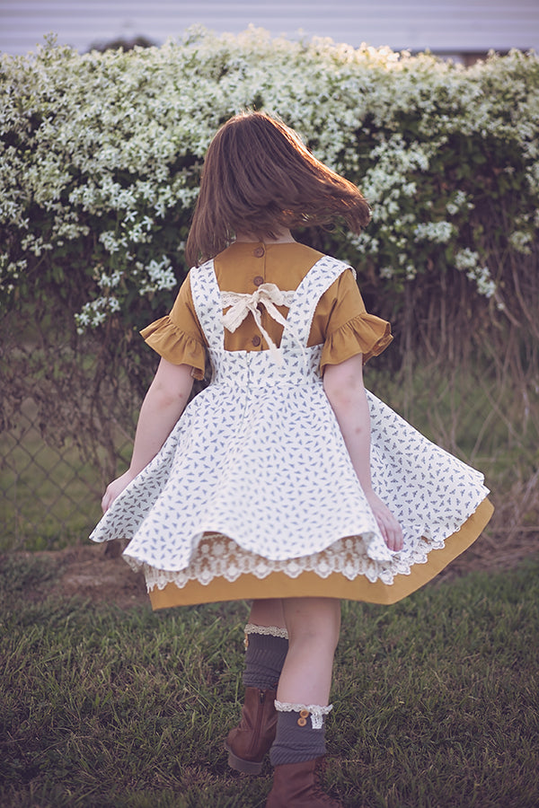 Lulu Pinafore