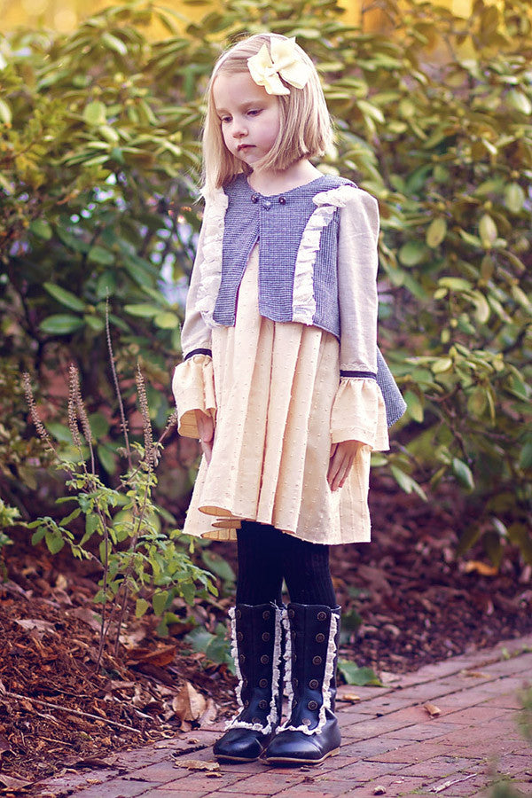 Ella Capelet – Violette Field Threads