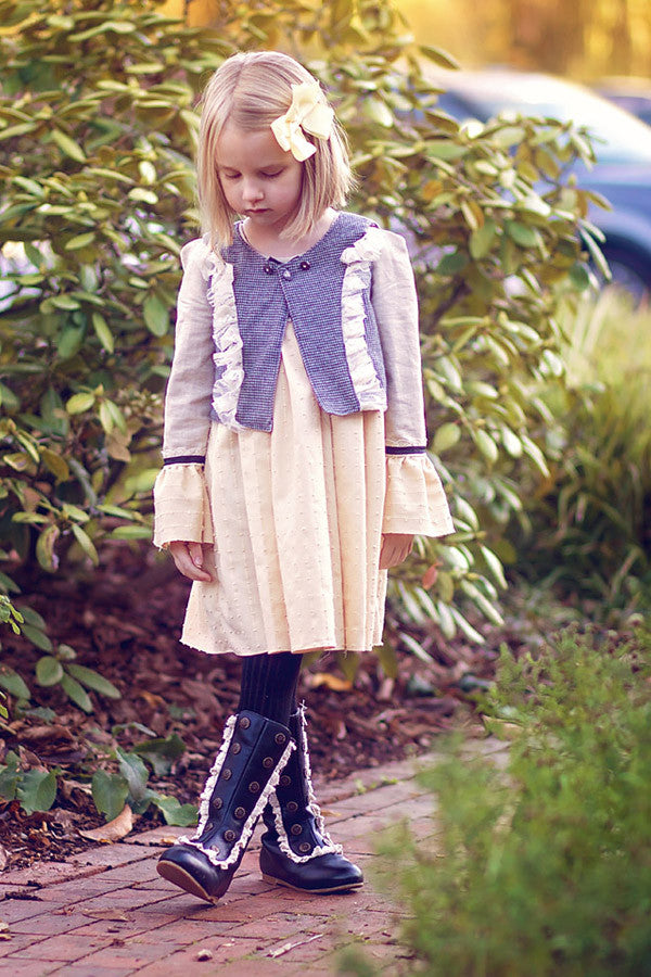 Ella Capelet – Violette Field Threads
