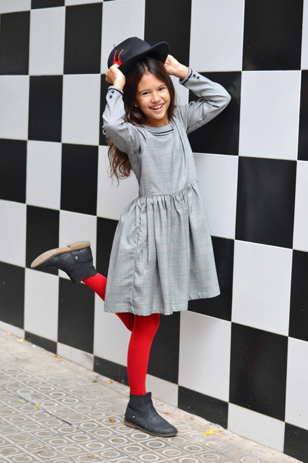 gray dress with red shoes The 10 Best Shoe Colors That Elevate Your Grey Dresses